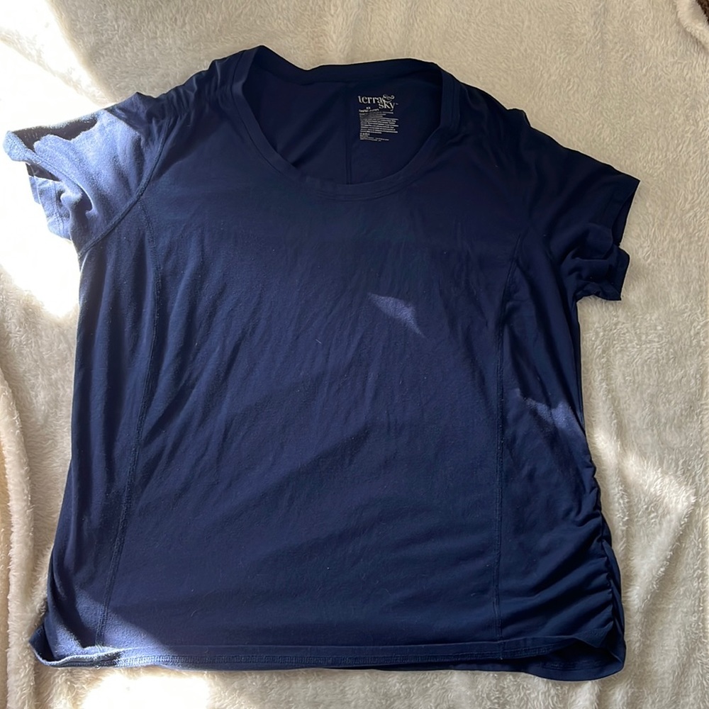 Plus sized woman’s tee